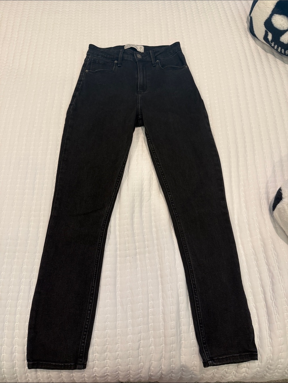 Black High-Waist Skinny Jeans